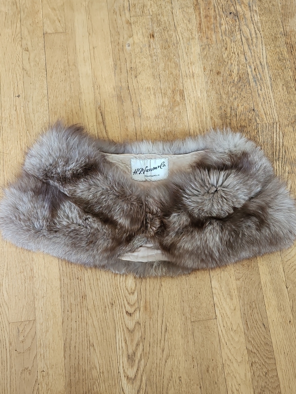 Vintage Silver Gray fox fur shoulder wrap L